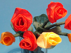 Поделка розы из салфеток
