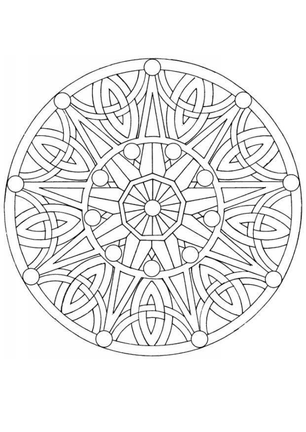 Раскраска Мандала в виде круга с разными узорами и линиями