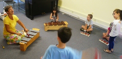 Музыкальные занятия с детьми от рождения до трёх лет